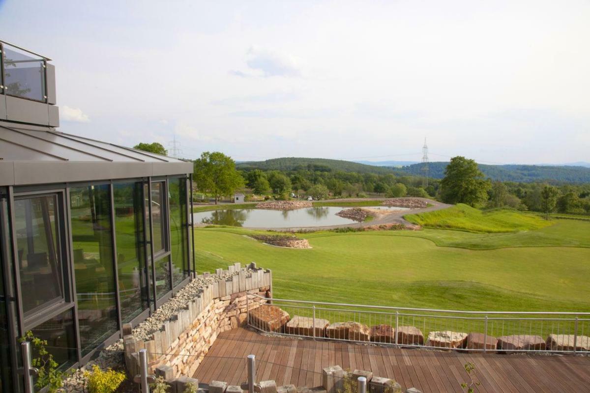 Sport und Golf Resort Gut Wissmannshof Staufenberg  Exterior foto
