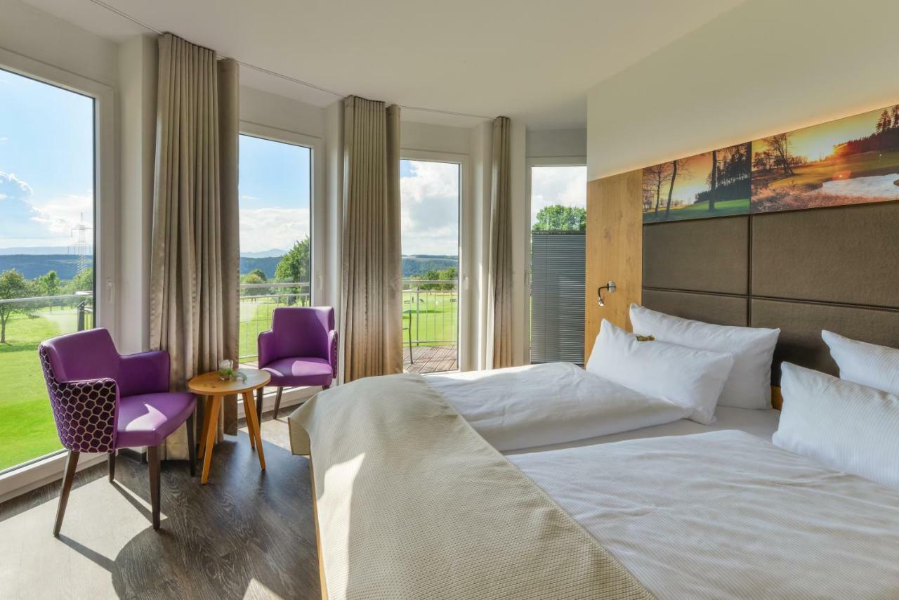 Sport und Golf Resort Gut Wissmannshof Staufenberg  Exterior foto