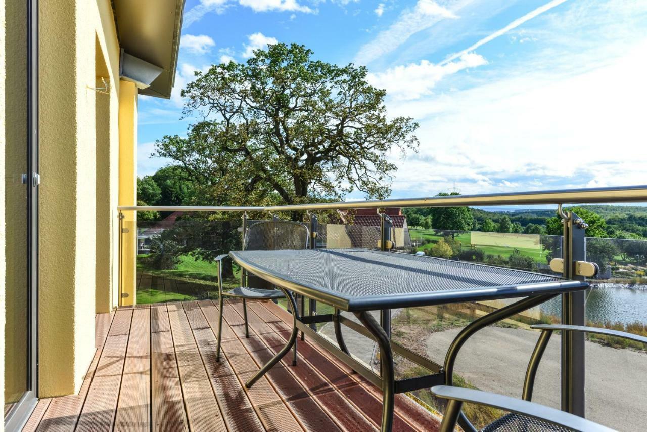 Sport und Golf Resort Gut Wissmannshof Staufenberg  Exterior foto