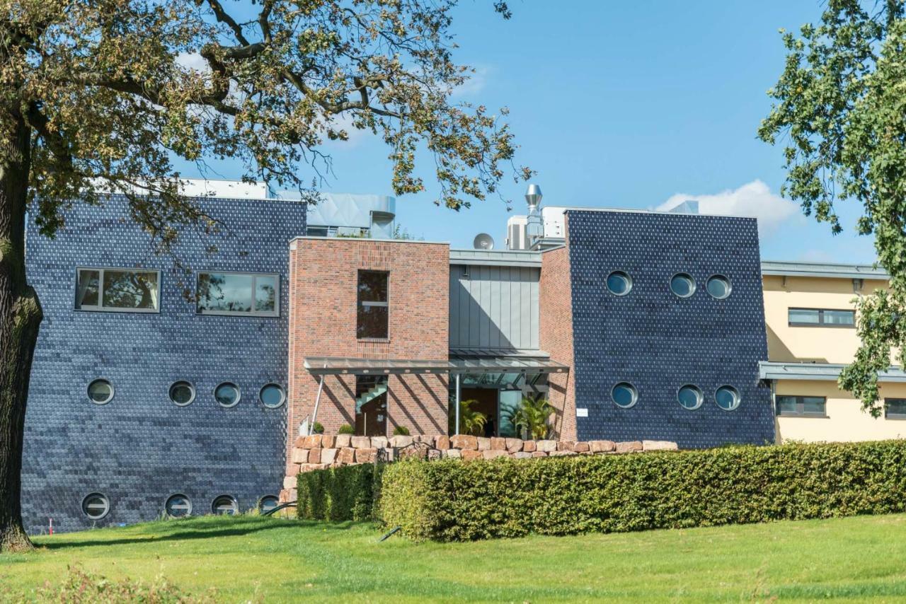 Sport und Golf Resort Gut Wissmannshof Staufenberg  Exterior foto