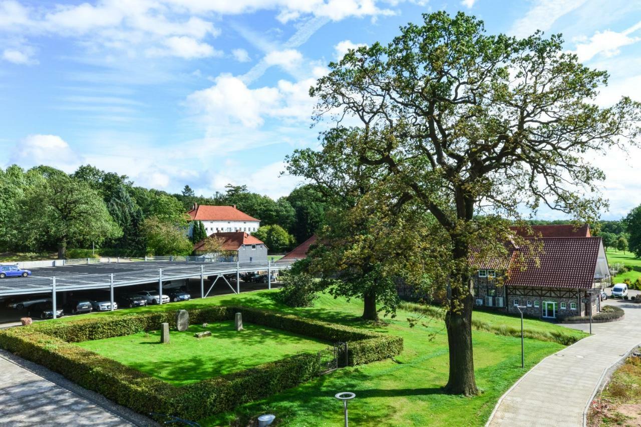 Sport und Golf Resort Gut Wissmannshof Staufenberg  Exterior foto
