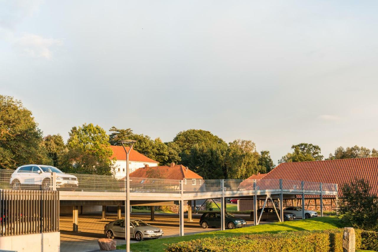 Sport und Golf Resort Gut Wissmannshof Staufenberg  Exterior foto